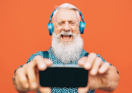 Le poids des mots, le choc des photos : comment bien communiquer sur les réseaux sociaux