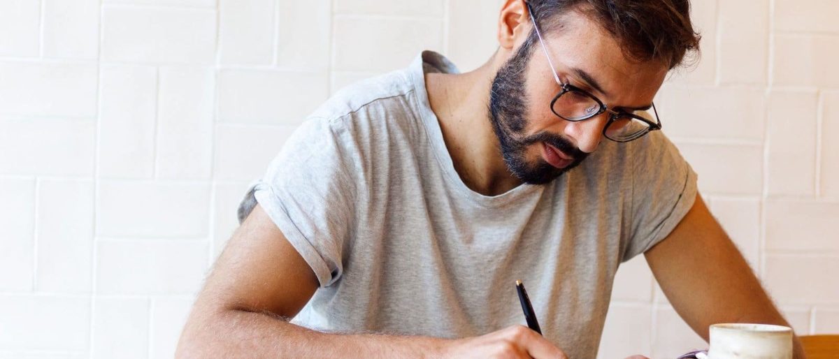 Copywriting : comment l’IA redéfinit l’écriture selon Sélim Niederhoffer